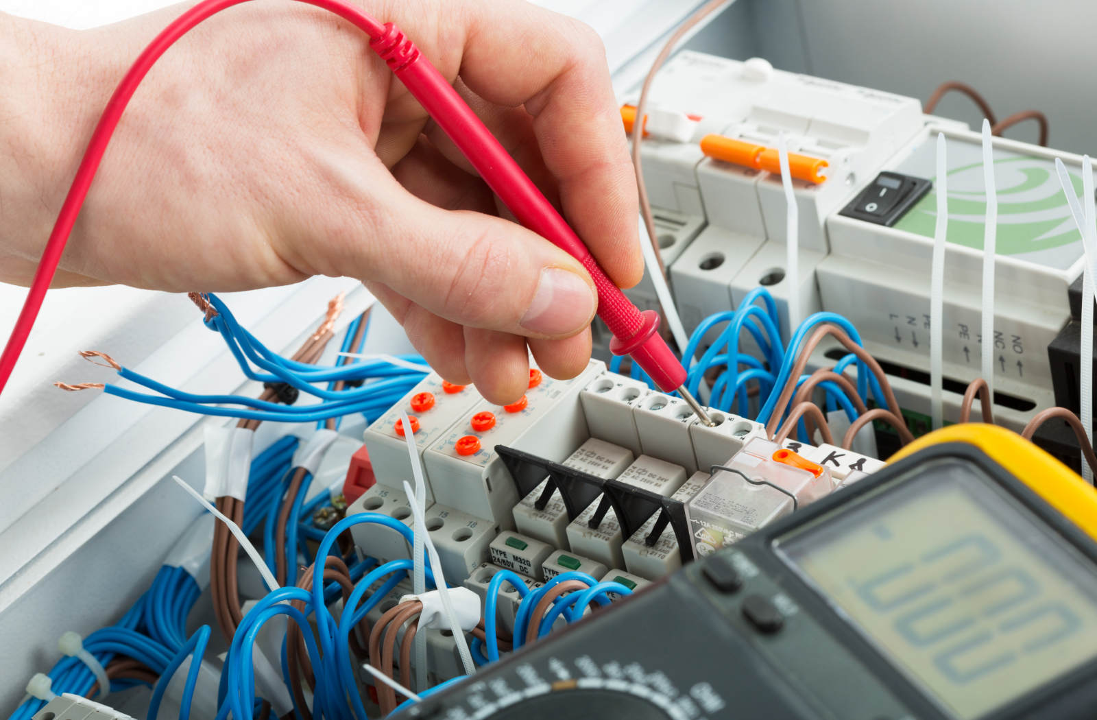 Ausbildung als Elektroniker machen